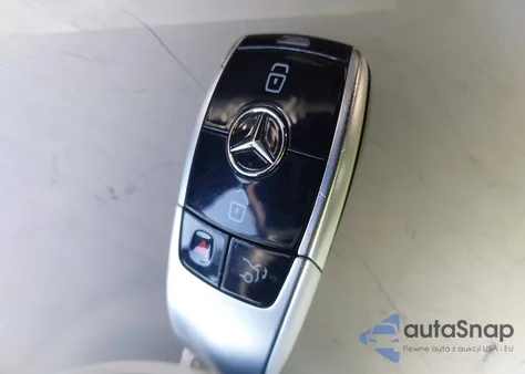 2019 Mercedes-Benz E 300 from USA, damaged, VIN WDDZF4JB9KA587783